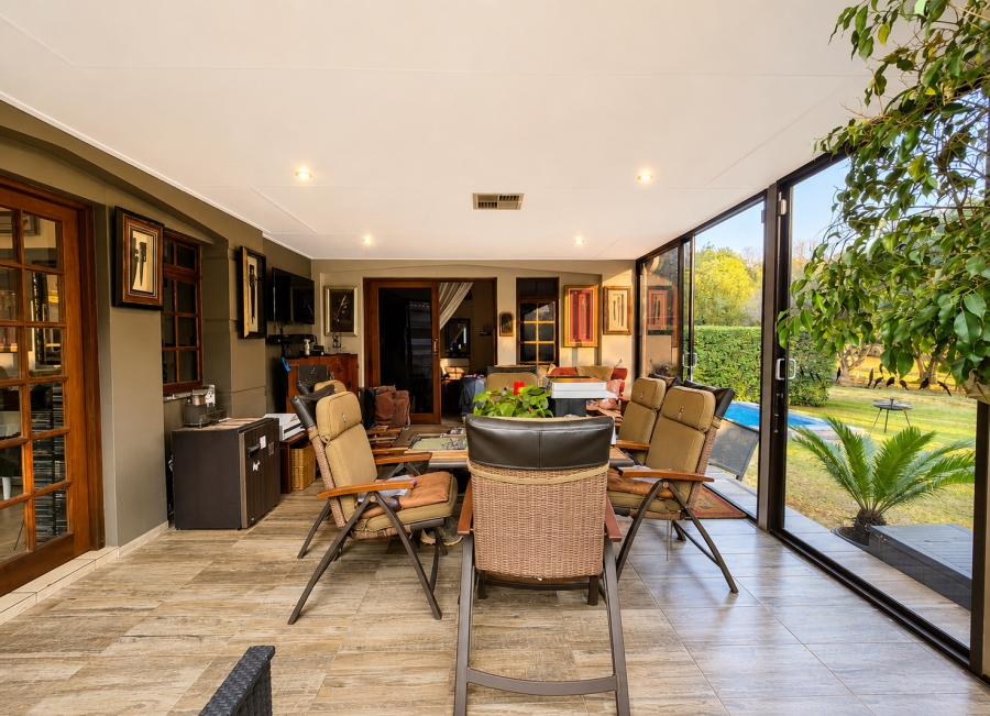 3 Bedroom Property for Sale in WestLake Country Safari Estate North West